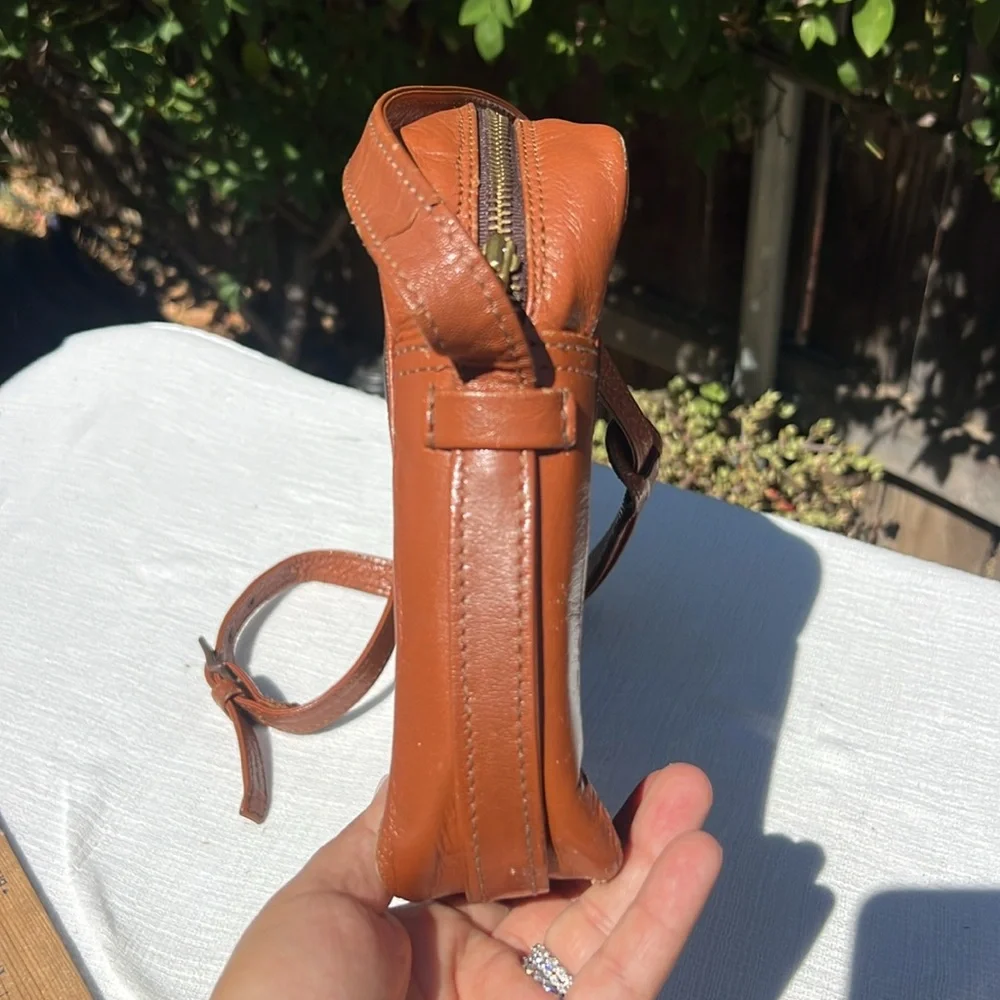 Louis Vuitton Brown Monogram Crossbody Bag - Picture 3 of 16